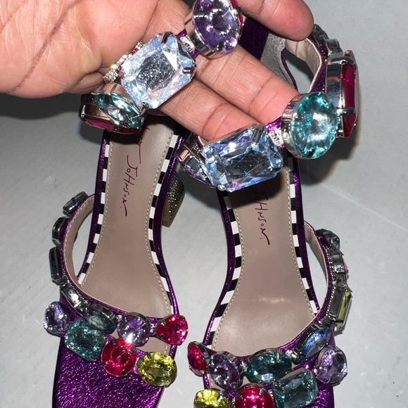 BETSEY JOHNSON Lillie Purple Heels with Jewels & Rhinestones NWOT - Picture 14 of 15